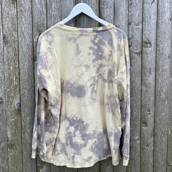 Bleach dyed men’s Henley long sleeve tee! - Picture 2 of 6